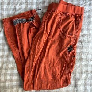 Prana cargo hiking pants with adjustable ankles